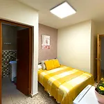 Hostel Azahara *